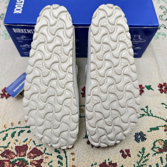 NWT Women's White Suede Birkenstock Boston Shoes - Narrow Fit - Picture 3 of 7